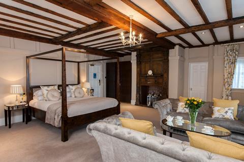 Laura Ashley Mayfair Bridal Suite